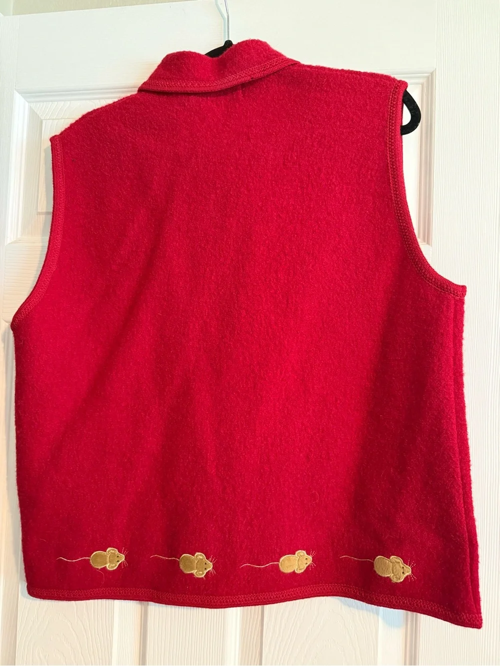 Lisa international Red Embroidered Cat Zip-Front Pet Vest